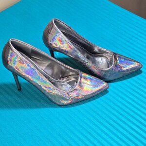 Iridescent Shoe  7.5 wide